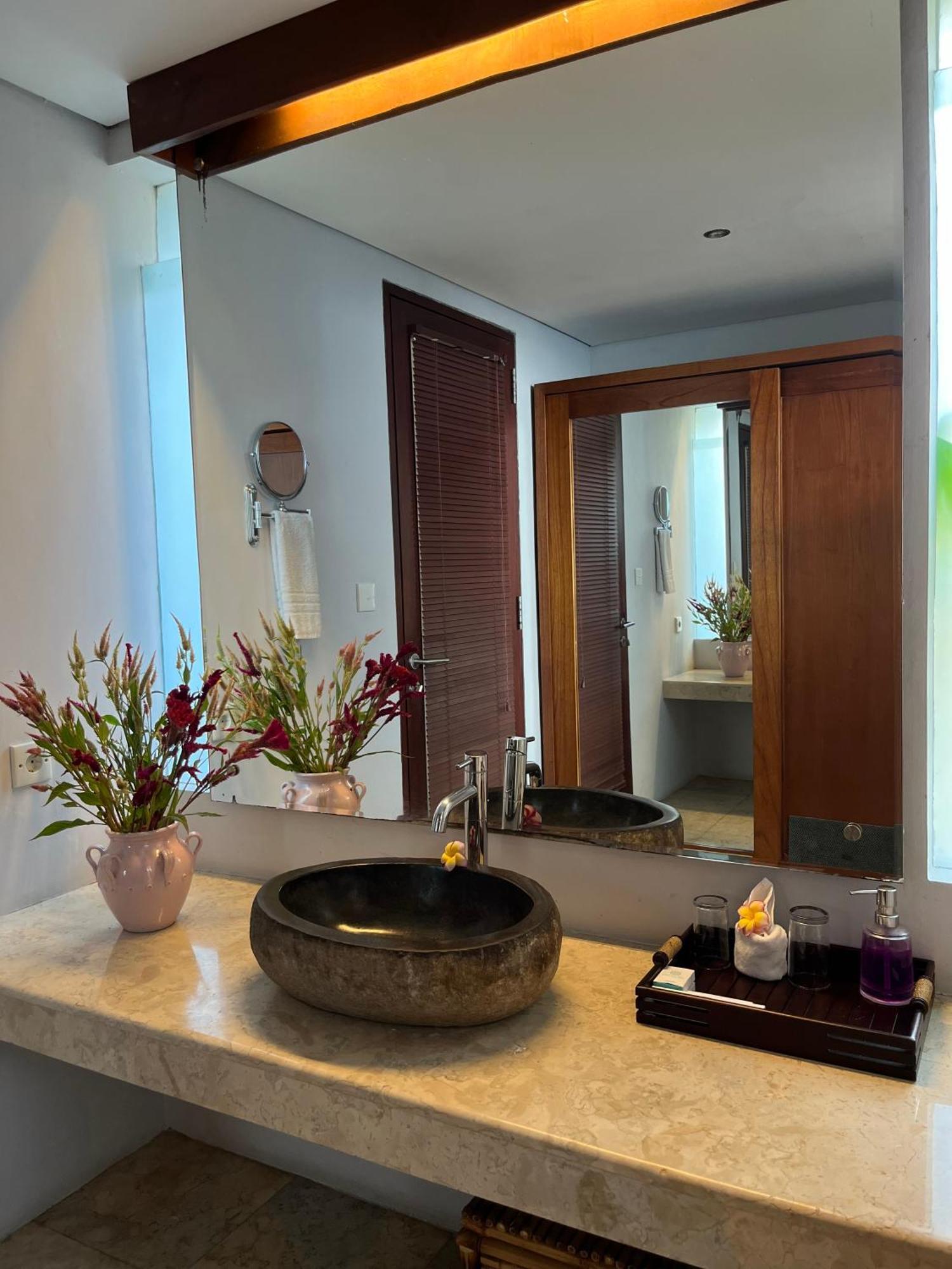 Jabunami Villa Canggu Eksteriør billede